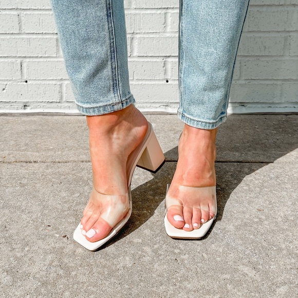 NIB ShuShop Gloria slip on Heel/Sandal PVC Clear strap with chunky heel - Picture 2 of 2